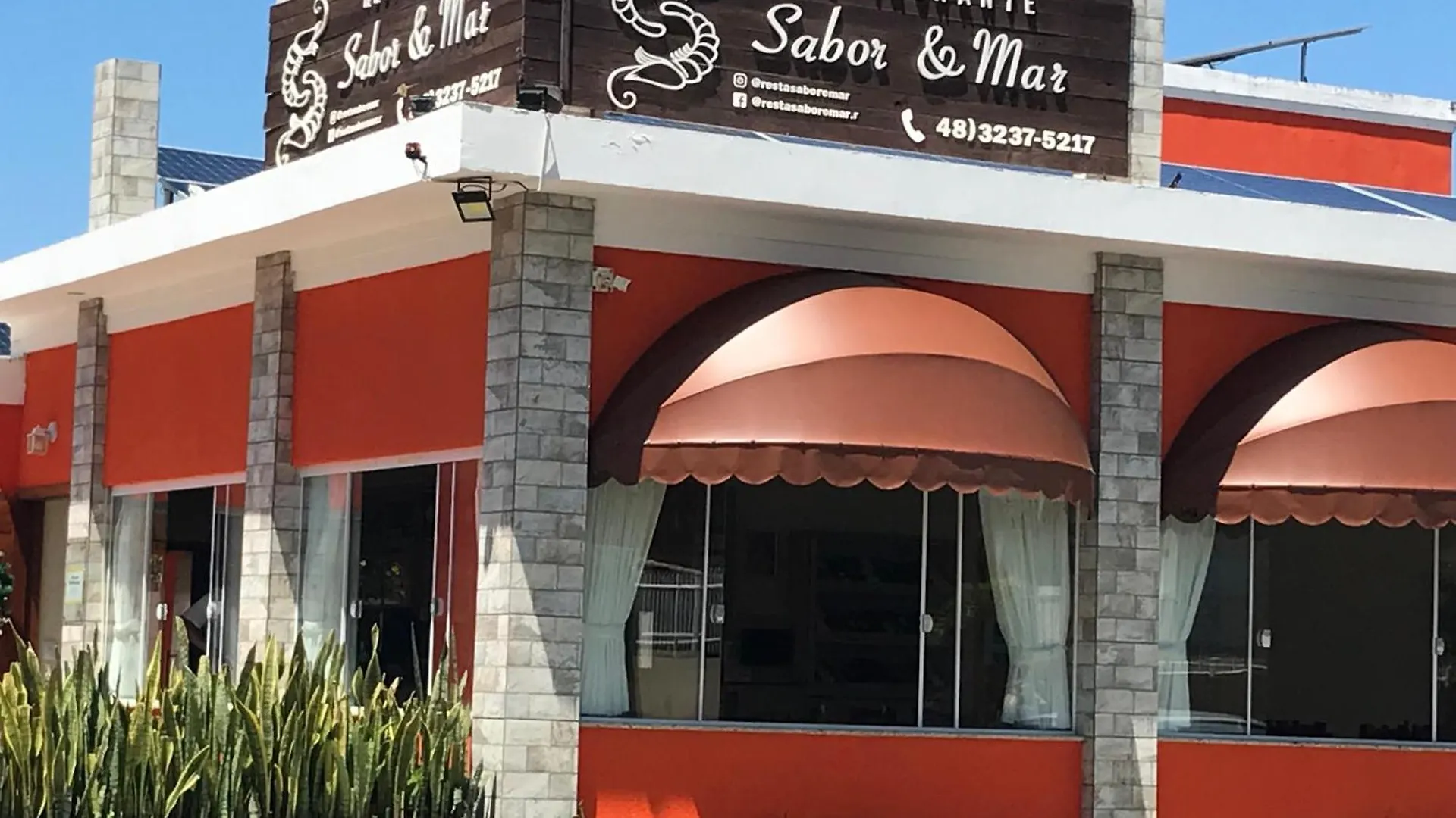 Casa de Férias Casa a 50 M Praia Armação e Matadeiro- Floripa Florianópolis