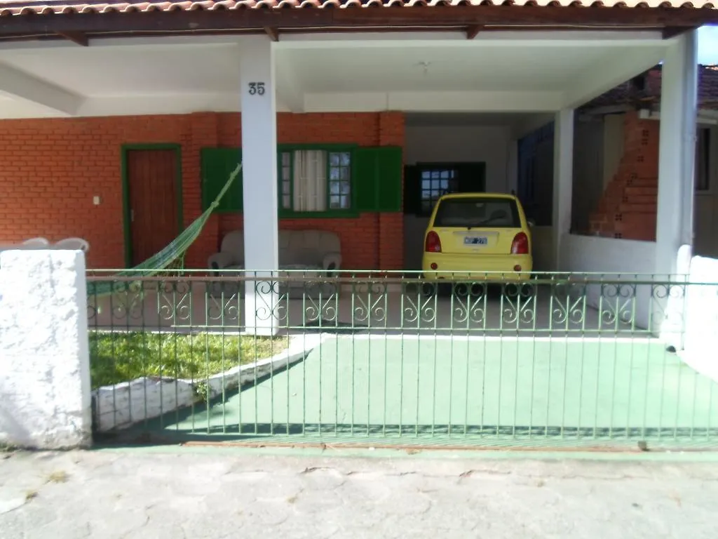 Casa a 50 M Praia Armação e Matadeiro- Floripa Florianópolis